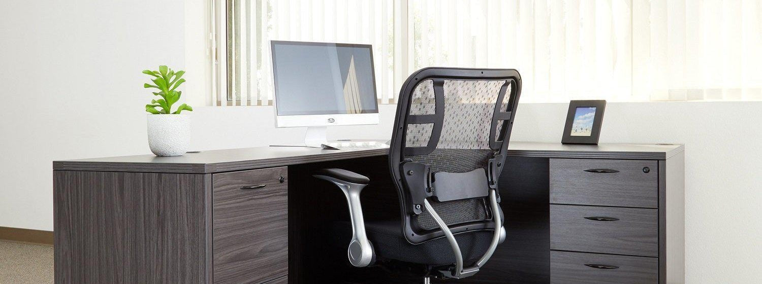 How to Organize Office Desk Space So It Stays That Way