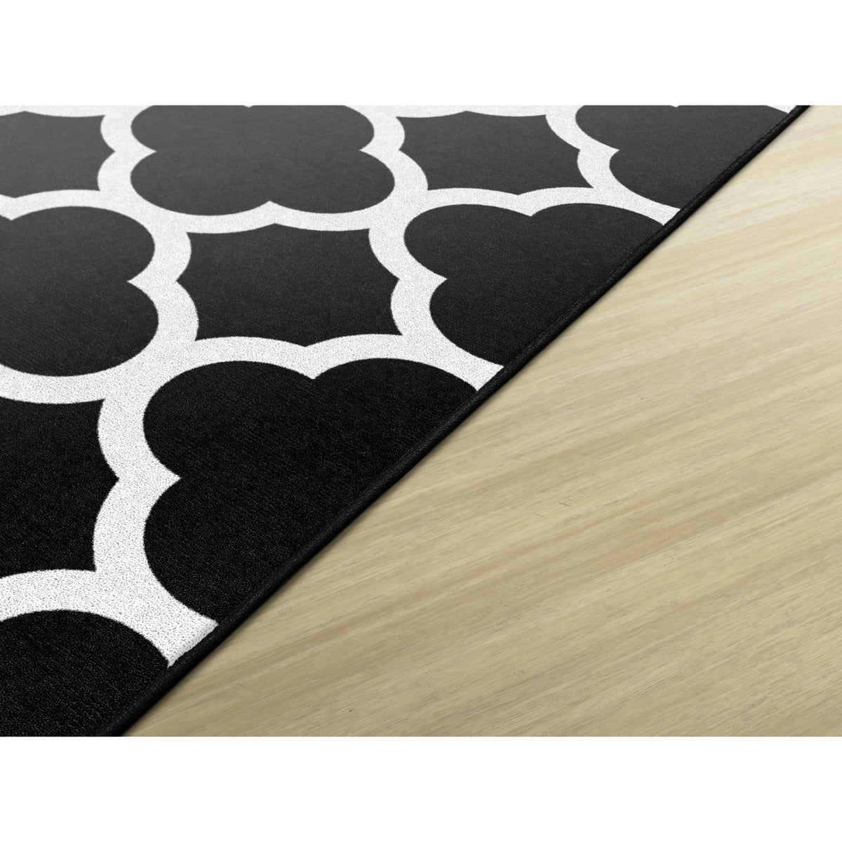 Schoolgirl Style Black & White Quatrefoil Rugs