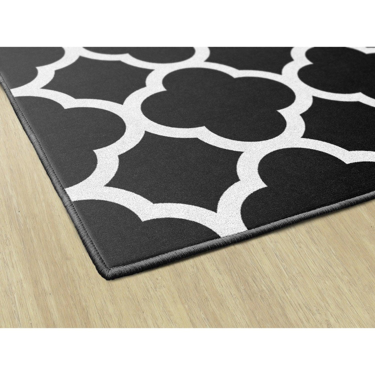 Schoolgirl Style Black & White Quatrefoil Rugs