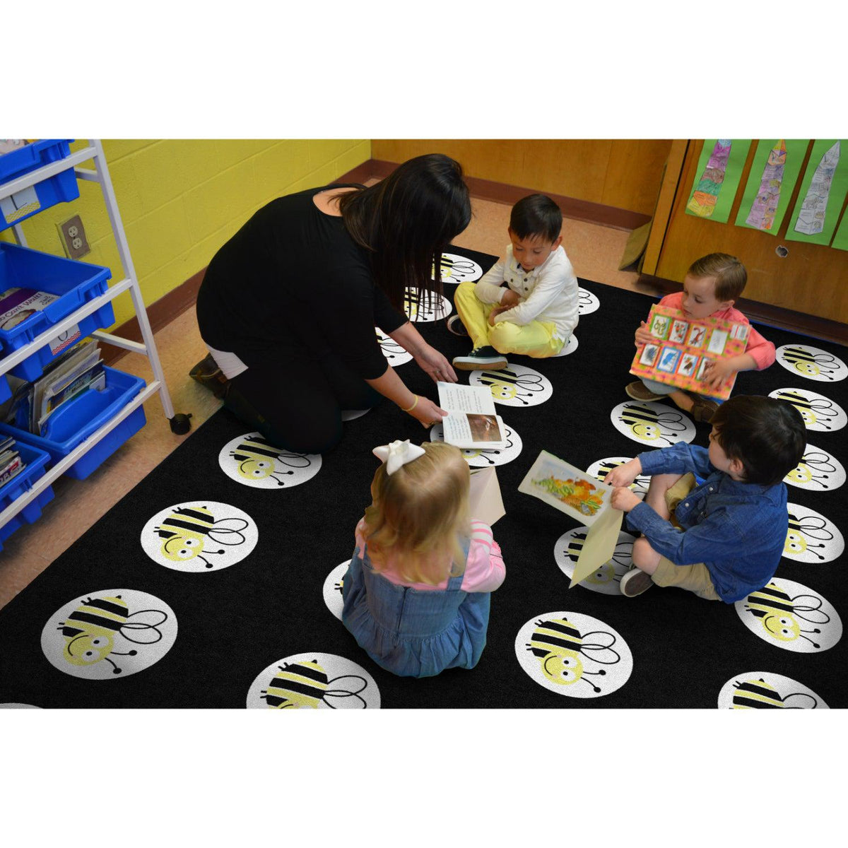 Schoolgirl Style Bee Seats Rug, 7'6" x 12' Rectangle