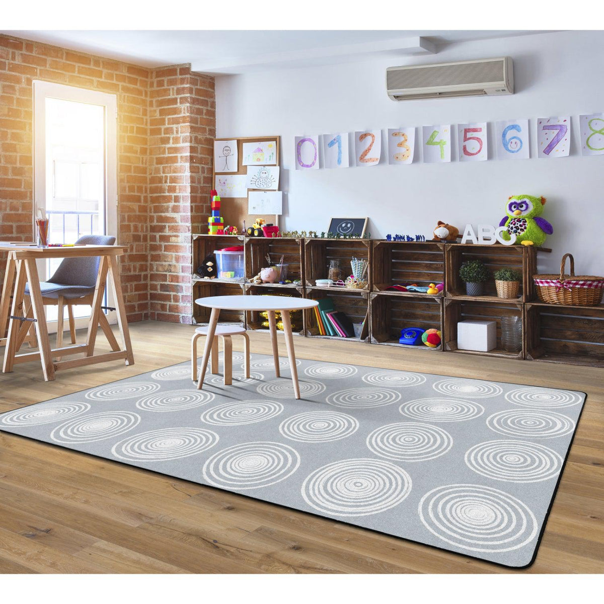 Circles Grey & White Rugs