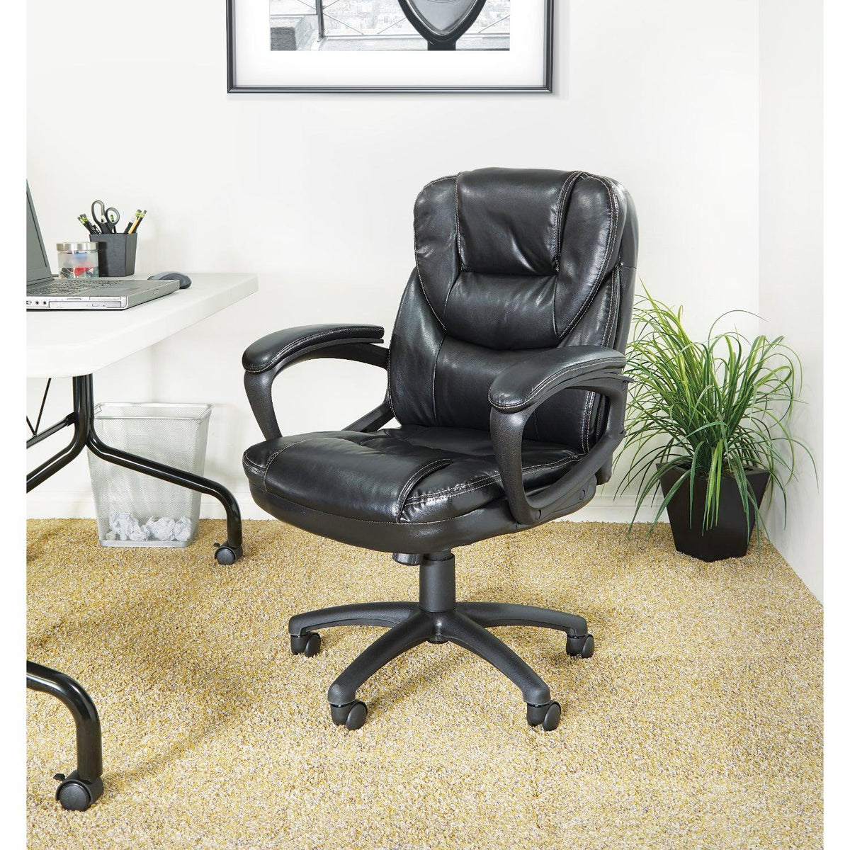 Faux Leather Manager's Chair with Padded Arms
