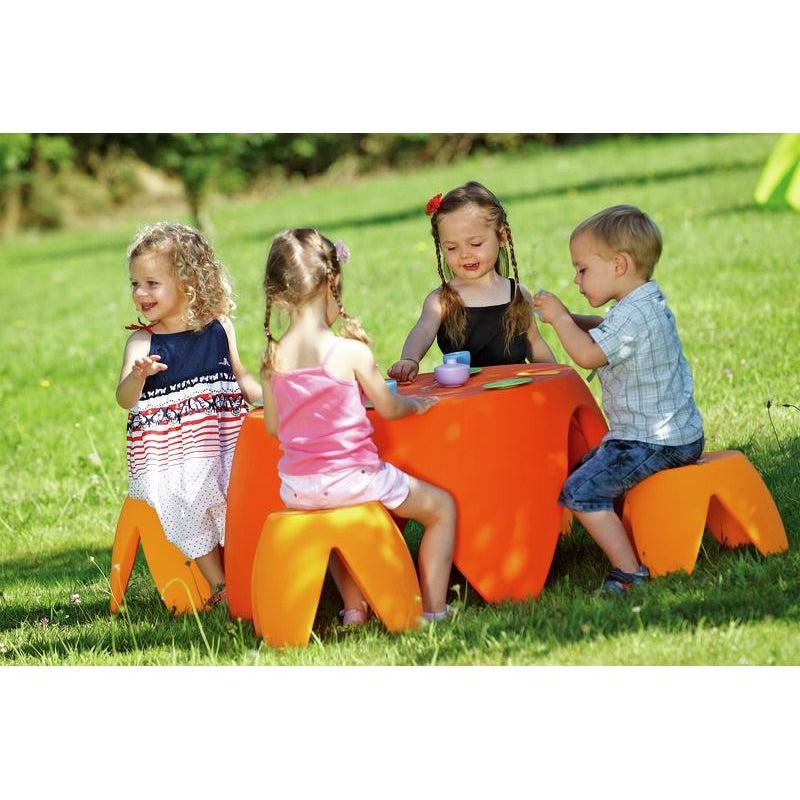 Wesco Flora Set, Table and 4 Stools, 12-1/4" Seat Height